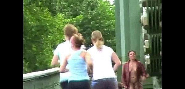  Hammersmith bridge public nudity of Shaz. Crazy Shaz public nudity